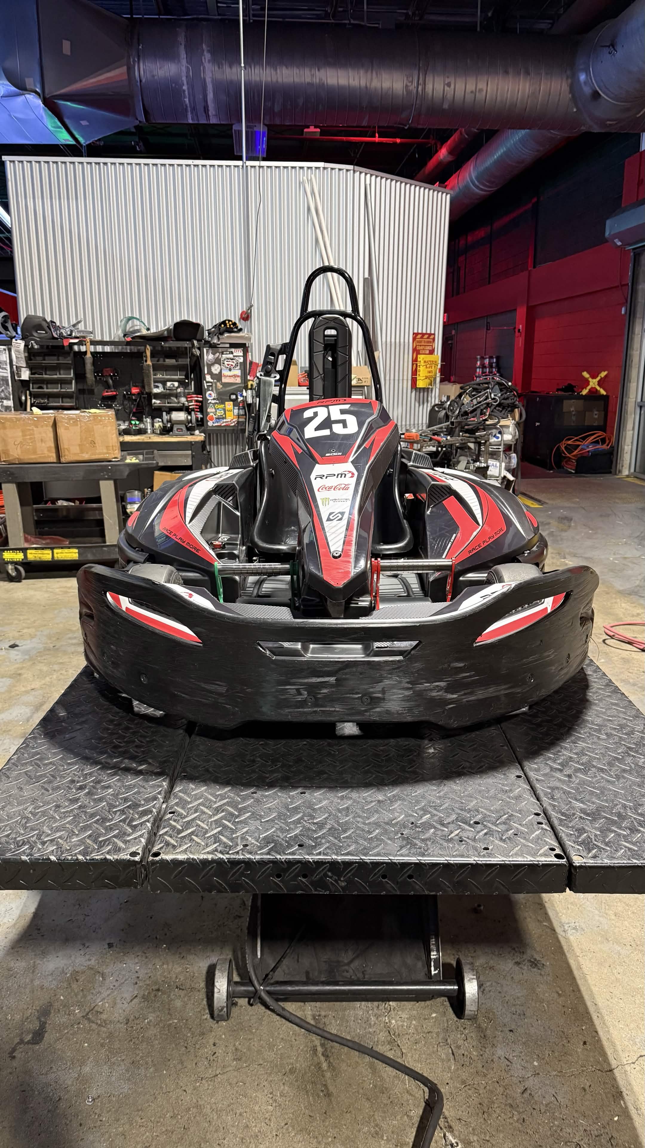 Kart on service lift